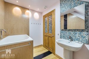 Photo 9- click for photo gallery